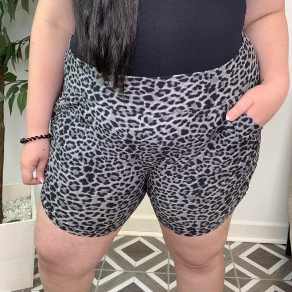 Lounge Shorts Leggings Material Gray Leopard PJ Pajamas TC2 NWOT